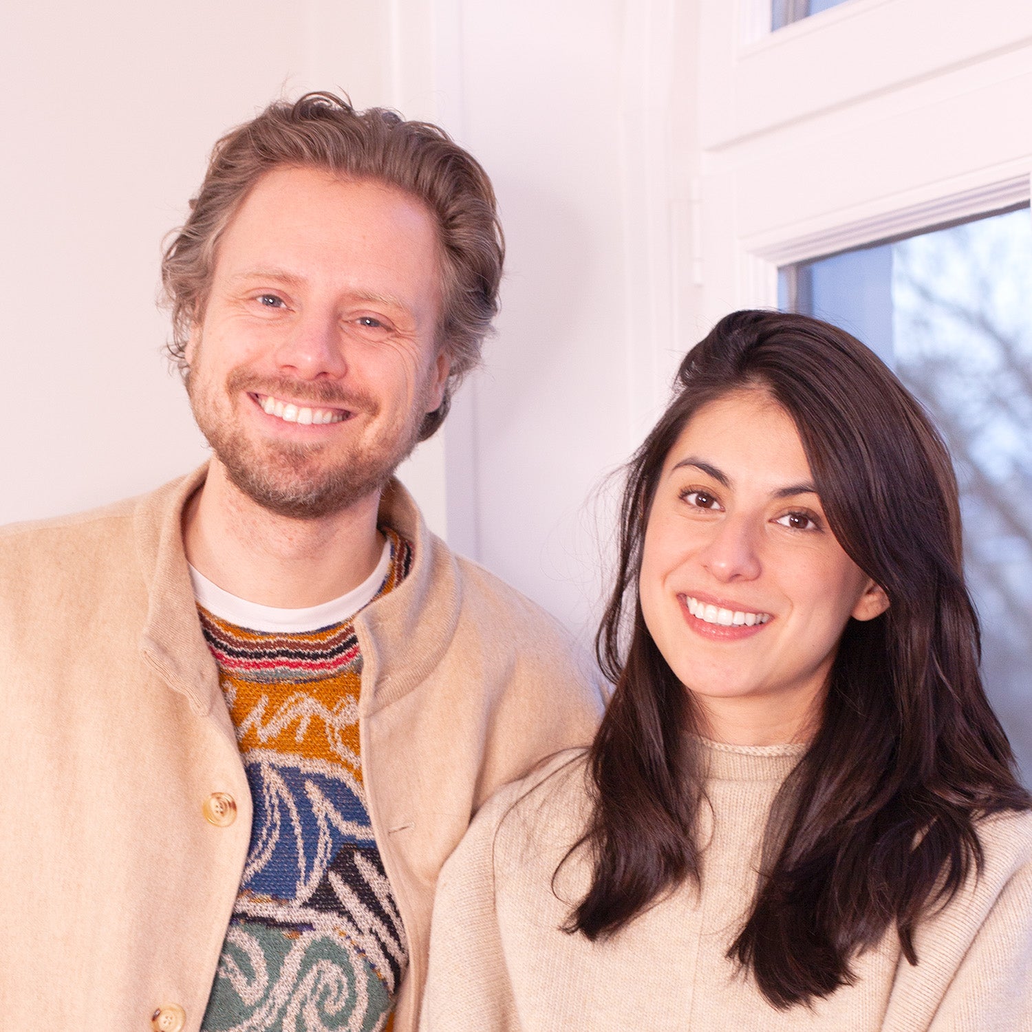 Gordon Prox von Vegan ist ungesund und Eugenia Flores von Theta Love and Light Theta Healing Eltern Firma